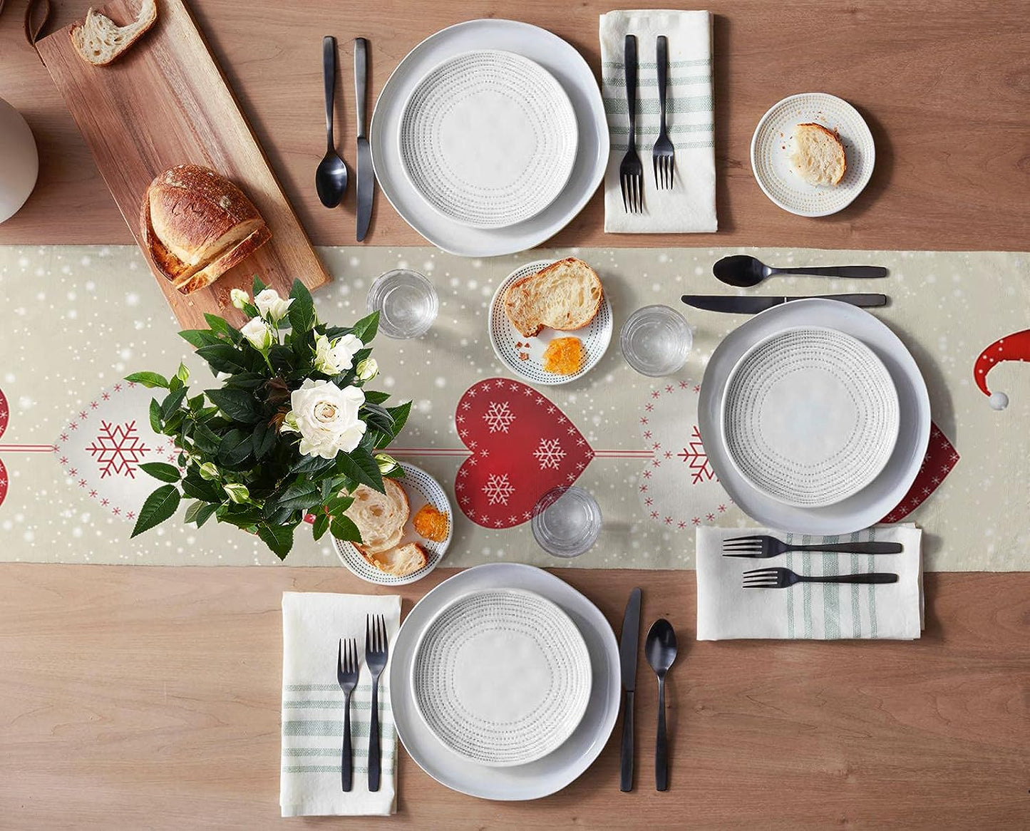 Christmas decoration, table runners and dinner